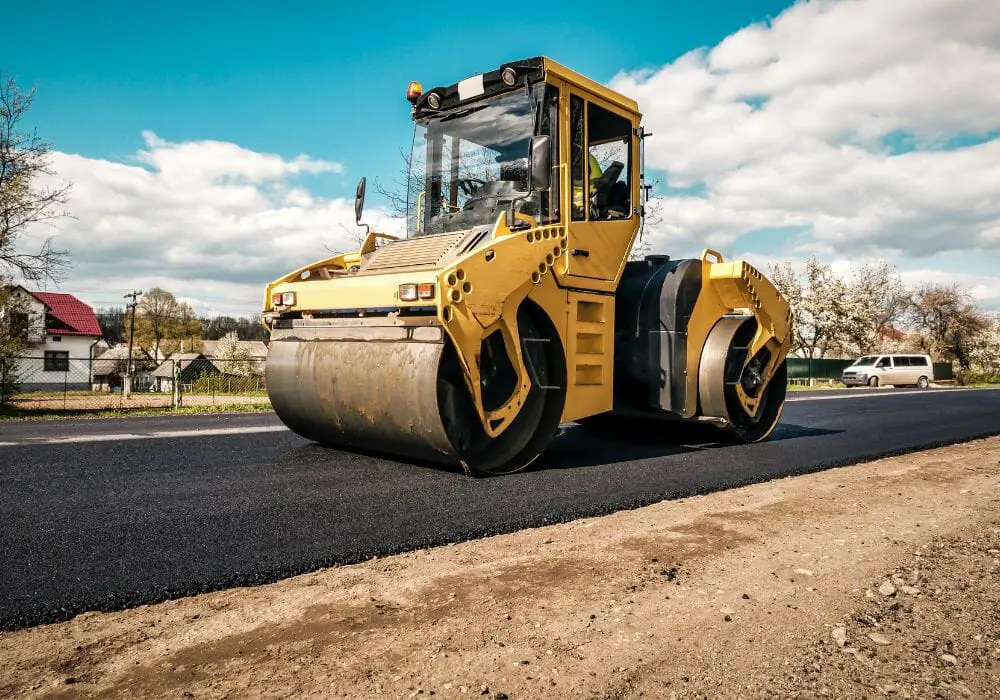 Emergenza viabilità: il piano shock delle Liste Civiche per rimettere a nuovo 200 km di strade